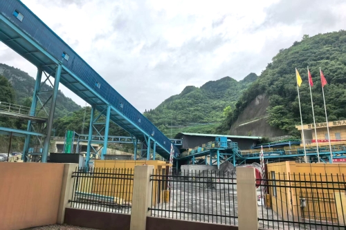 1754871906435086.jpeg small.jpg